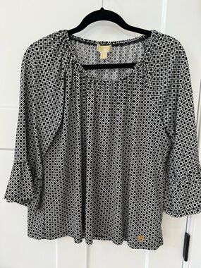 MICHAEL Michael Kors Black & White Geometric Peasant Blouse